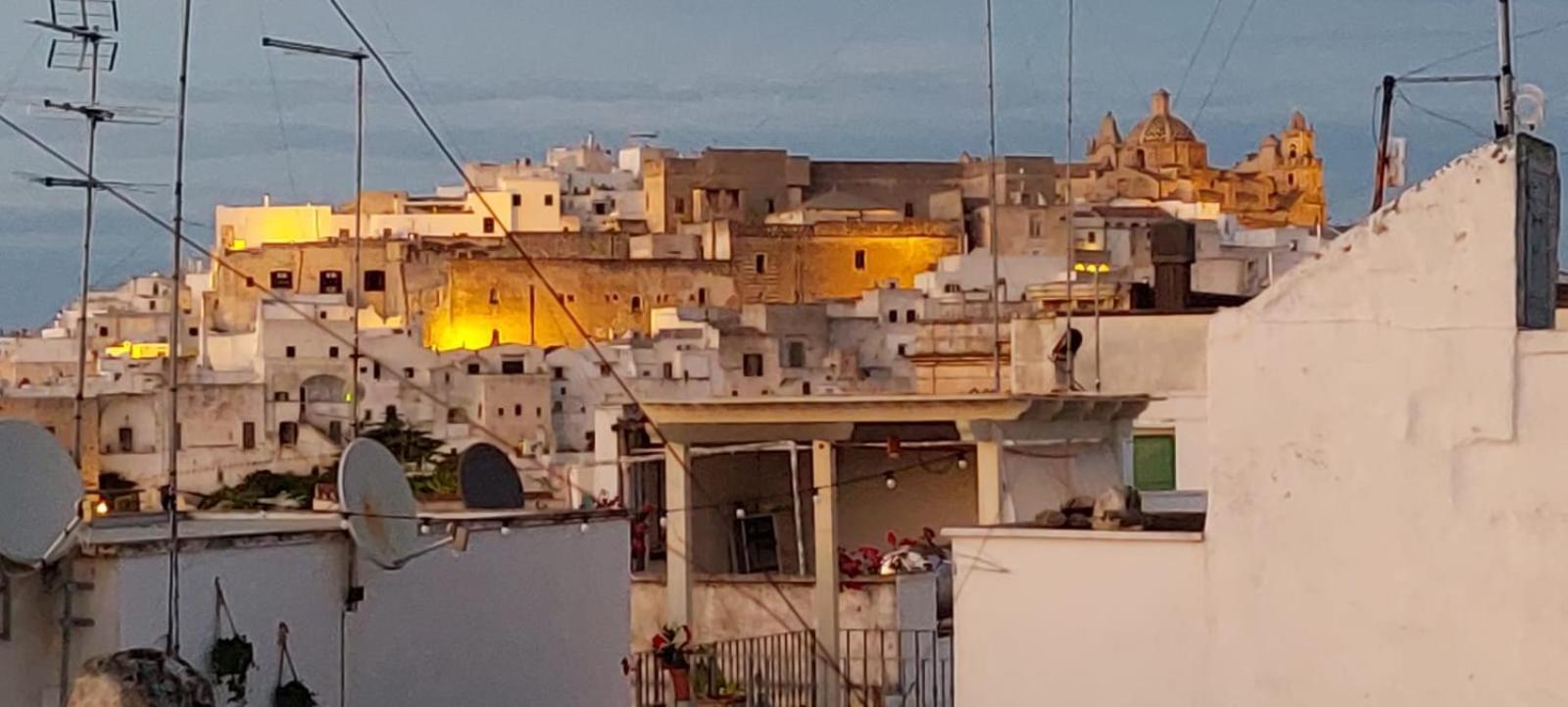 Vico Anglani Guest House オストゥーニ エクステリア 写真